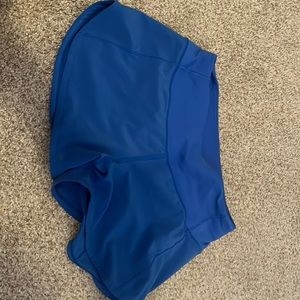 HARD TO FIND LULULEMON SPEED UPS SIZE 2 TALL***